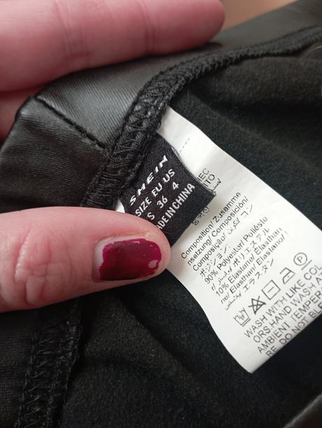 Koženkové legíny shein, s