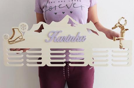 80 cm držiaky na medaily,