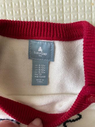 Raz oblečený svetrik, gap,68