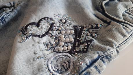 Šortky na traky, 128