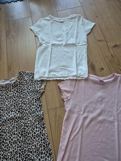 Lindex tricka 134/140 super stav, lindex,134