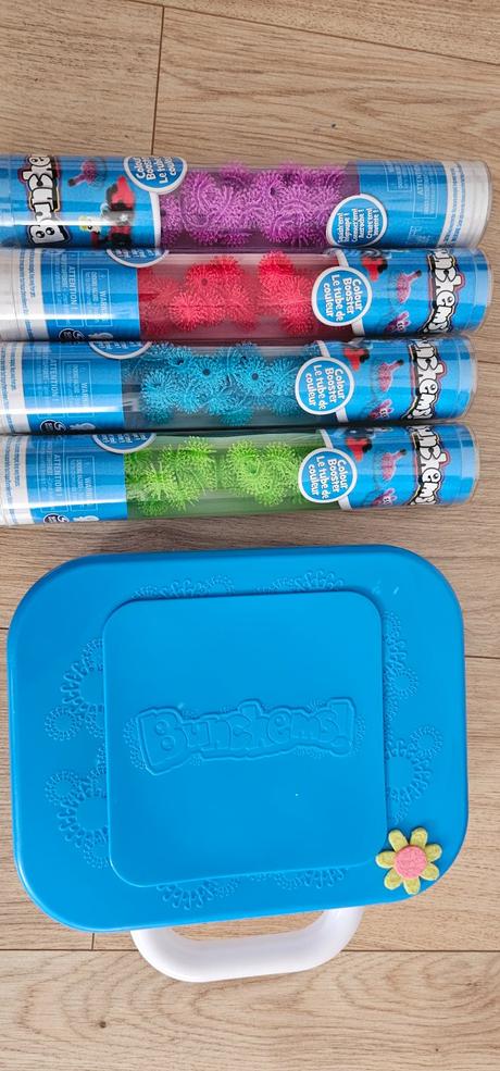 Skladačka bunchems - kufrík + 4 nové sady, 