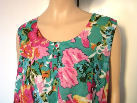 Farebná kvietkovaná blúzka, xxl