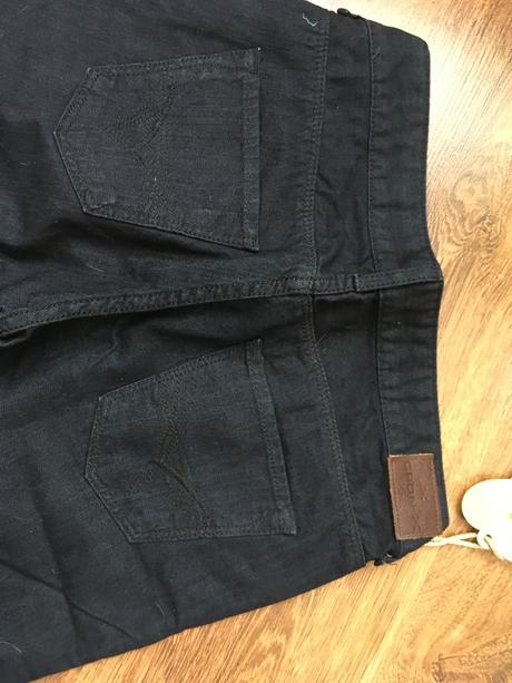 Rifle velkost 27, women'secret,28