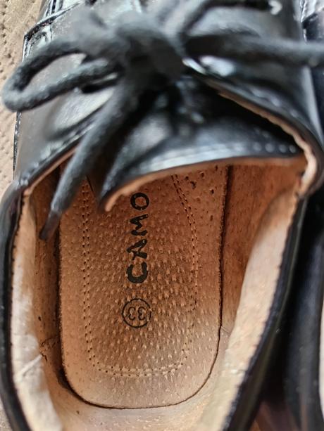 Spoločenské topánky, 33