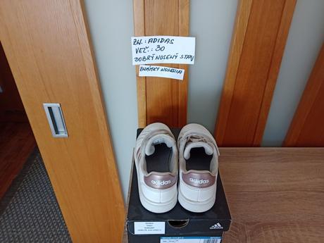 Dievčenské botasky zn.adidas veľ.30, adidas,30