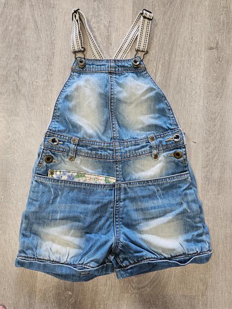 Kraťase na traky, next,104