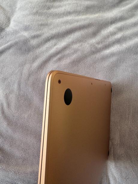 Macbook m1 2020 gold sk, apple