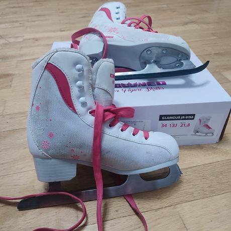 Korčule, crowned,34