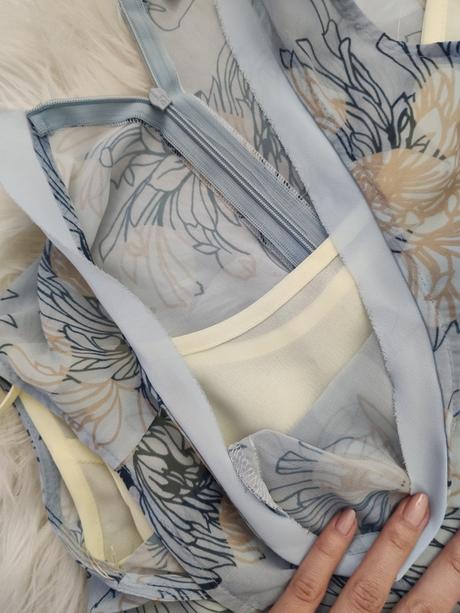 Krásne dlhé šaty, xs