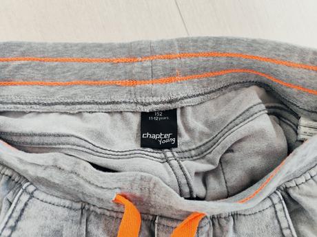 Predám riflové teplaky, chapter young,152