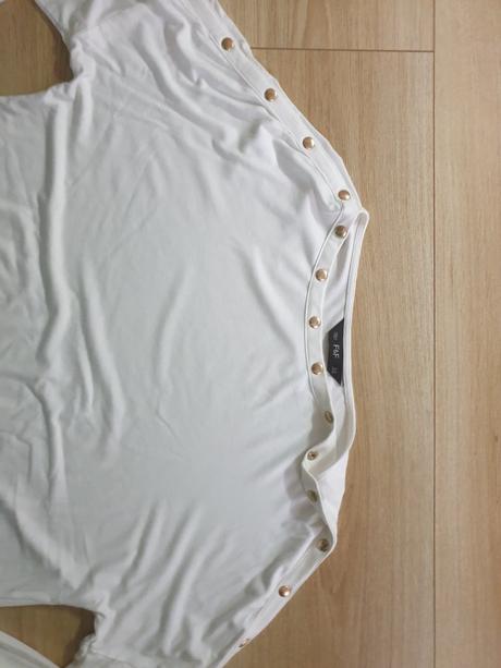 Damske tričko, f&f,44