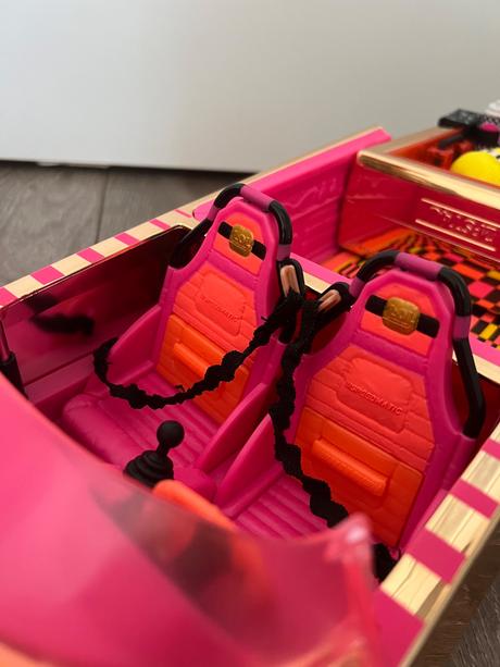 Lol surprise car pool coupe kabriolet, 