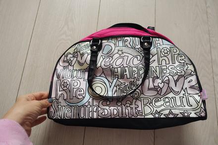 Dievčenská taška,