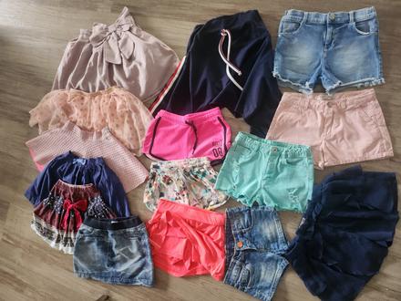 Balík sukní, sukňonohavíc a krátkych nohavíc, 122–134