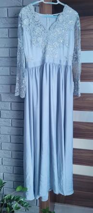 Bledomodré spoločenské šaty, m