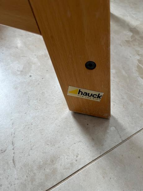 Rastúca stolička hauck, hauck
