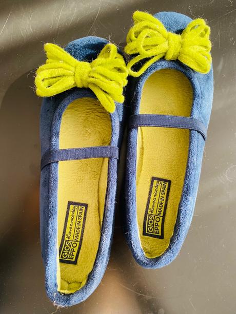 Dievčenské balerínky, 35