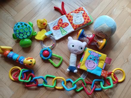 Prvé detské hračky, 