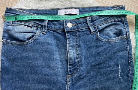 Modre roztrhane rifle reserved, reserved,38