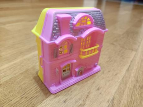 Mini domček s nábytkom pre polly pocket, 