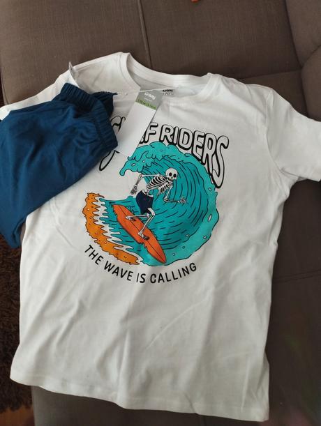 Nove chlapcenske pyzamo s visackou, sinsay,170