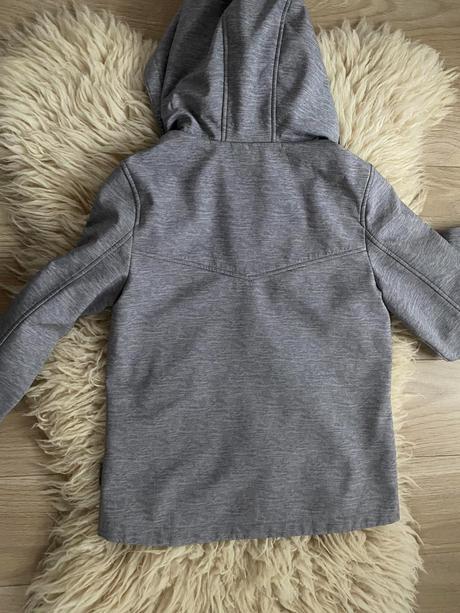 Softshellová vetrovka, c&a,152