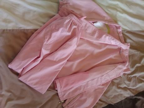 Sustiakova suprava ružová, 140