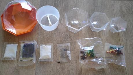 4m dinosaurie terárium s kryštálmi, 10+ r.,