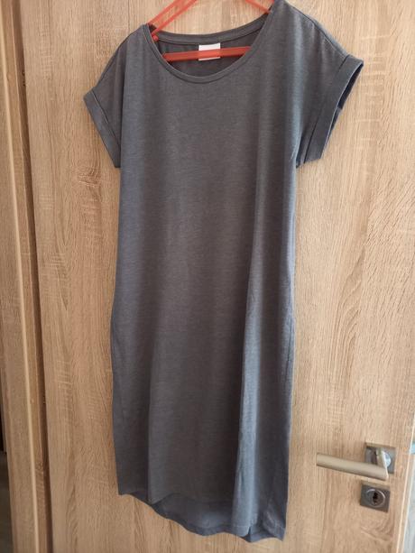 Šaty s krátkym rukávom č. s, s