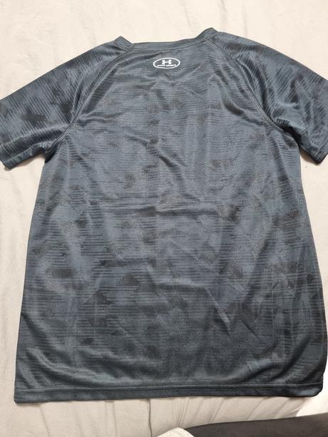 Tricko, under armour,152
