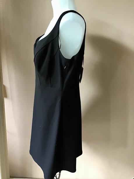 Krasne šaty pepperberry, 42