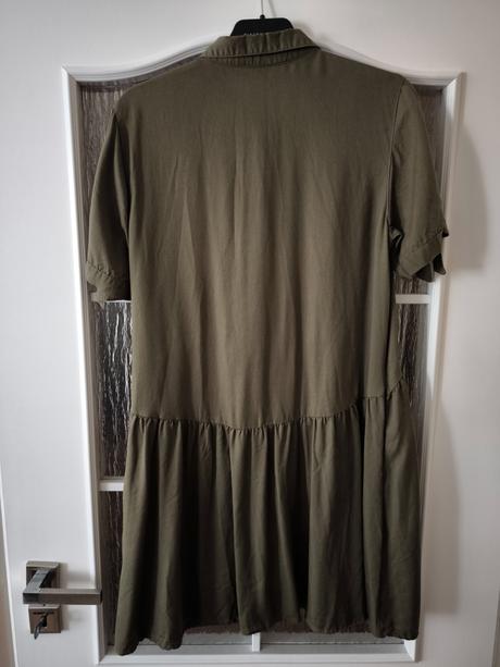 Vzdusne saty, reserved,s