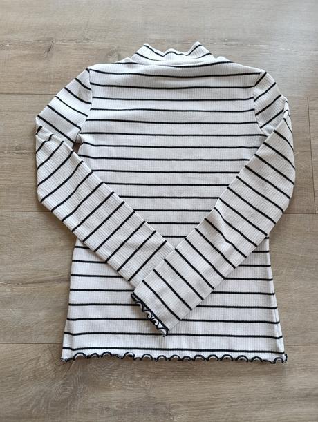 Dievčenský natelnik, c&a,122