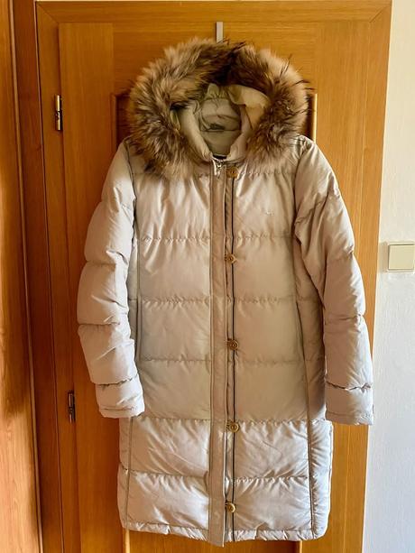 Prešívaná bunda zn.nike s kožušinovou kapucňou č.x, nike,xl