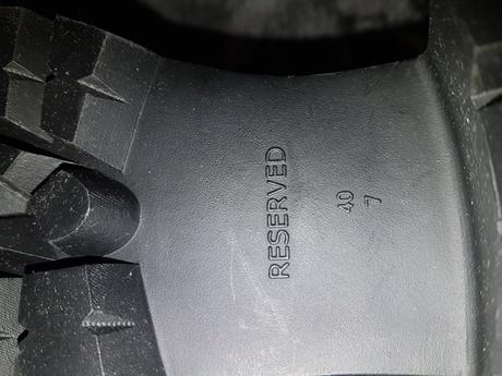 Topanky, reserved,40