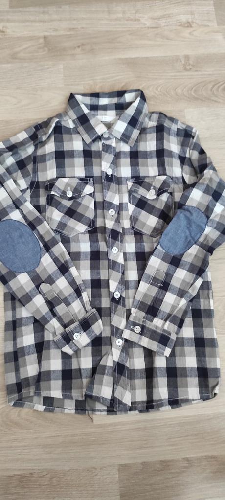 Chlapčenská košeľa, 146