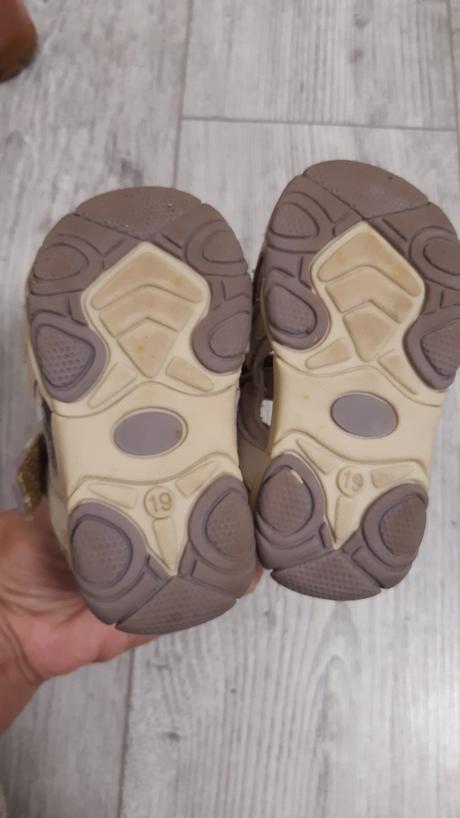 Sandále, protetika,19