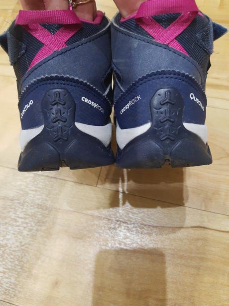 Turistické topánky, 33