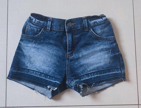 Šortky, f&f,134