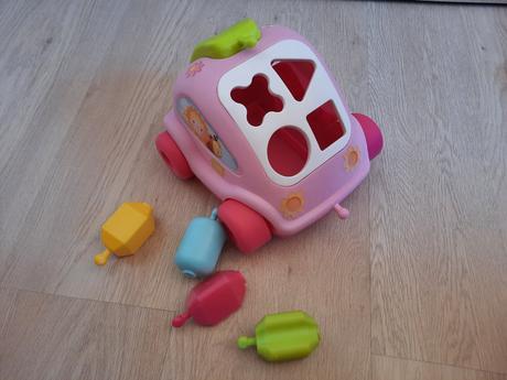 Autíčko s vkladačkou, 