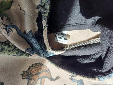 Dinosaurus mikina, takko,104