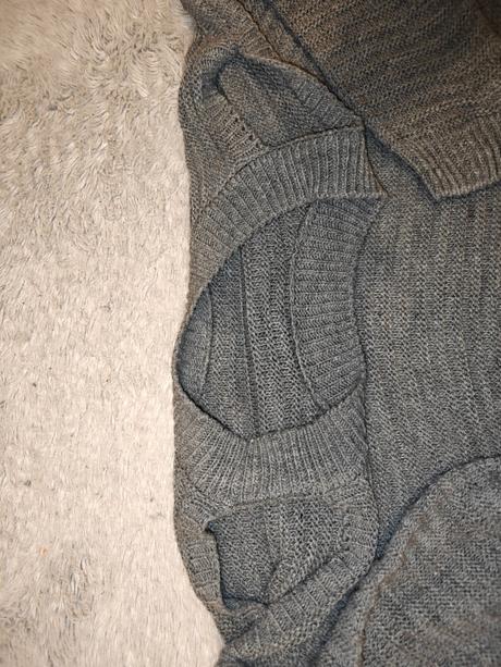 Dámsky sveter,