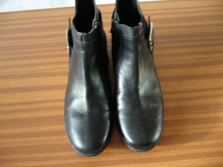 Kožene kotničky, 40