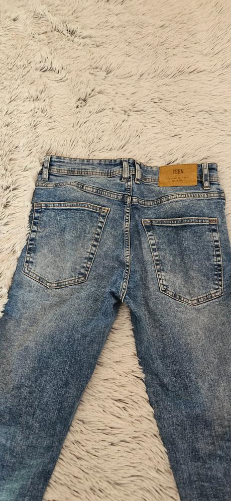 Chlapčenské rifle 31/32, fishbone,xs