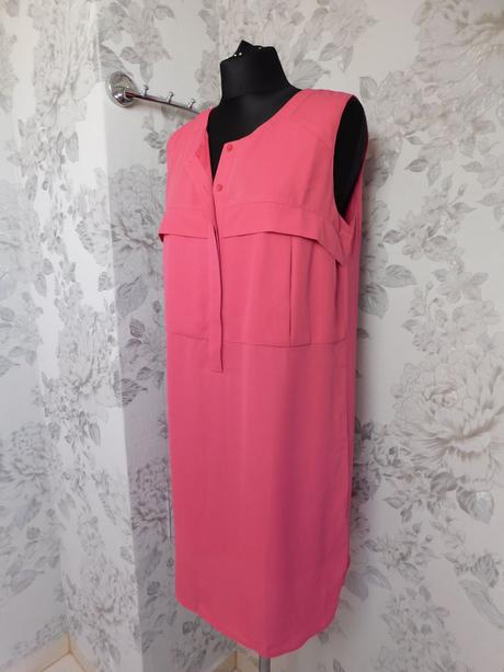 Pekne kvalitne trendy saty, 40