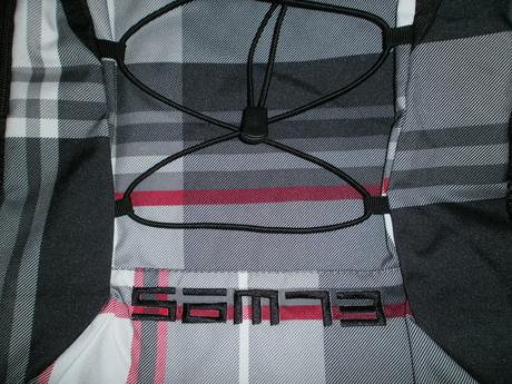 1x použitý batoh + rovnaký peračník grátis,