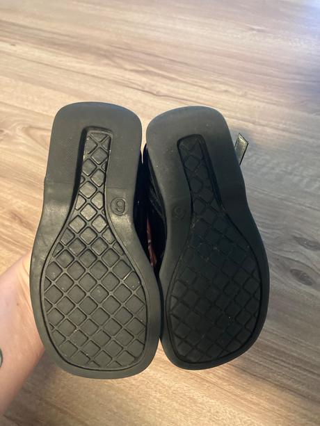 Lakovky cerne 12,5-13cm nozka, 20