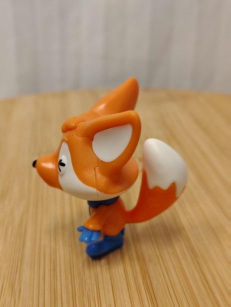 Figúrka líška, kinder maxi, séria iced lake foxes, 