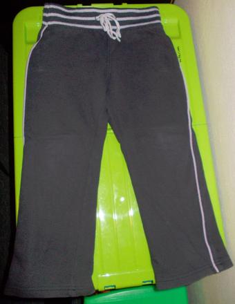 Tepláky-authority, 104